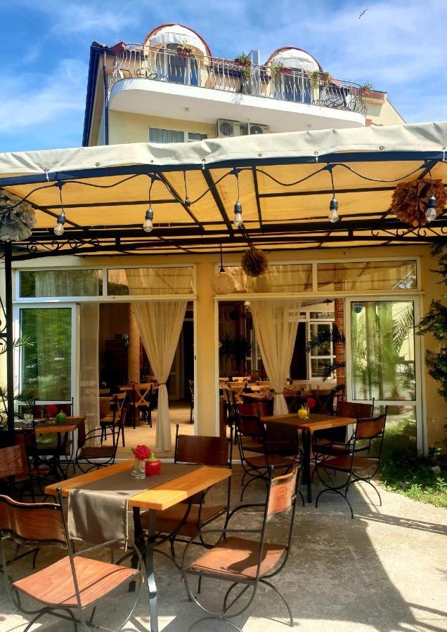 Hotel Feniks Lozenets Luaran gambar