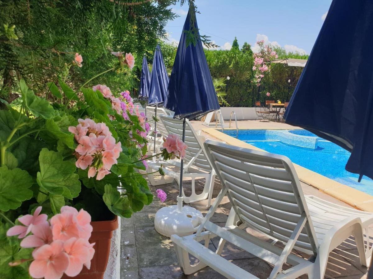 Hotel Feniks Lozenets Luaran gambar