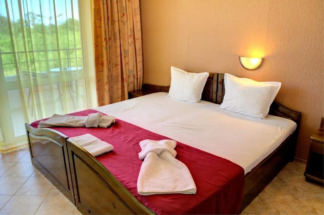 Hotel Feniks Lozenets Luaran gambar