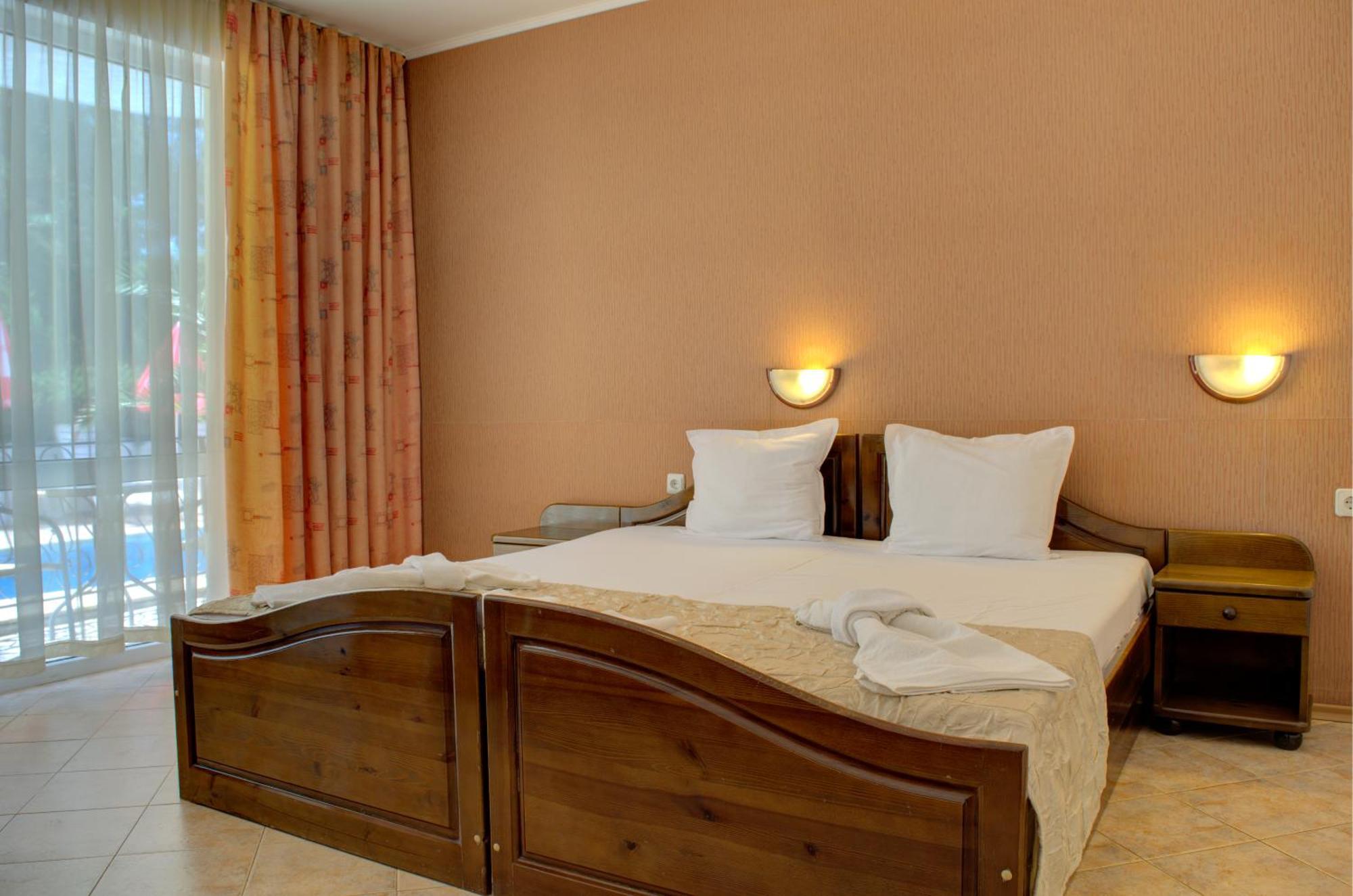 Hotel Feniks Lozenets Luaran gambar