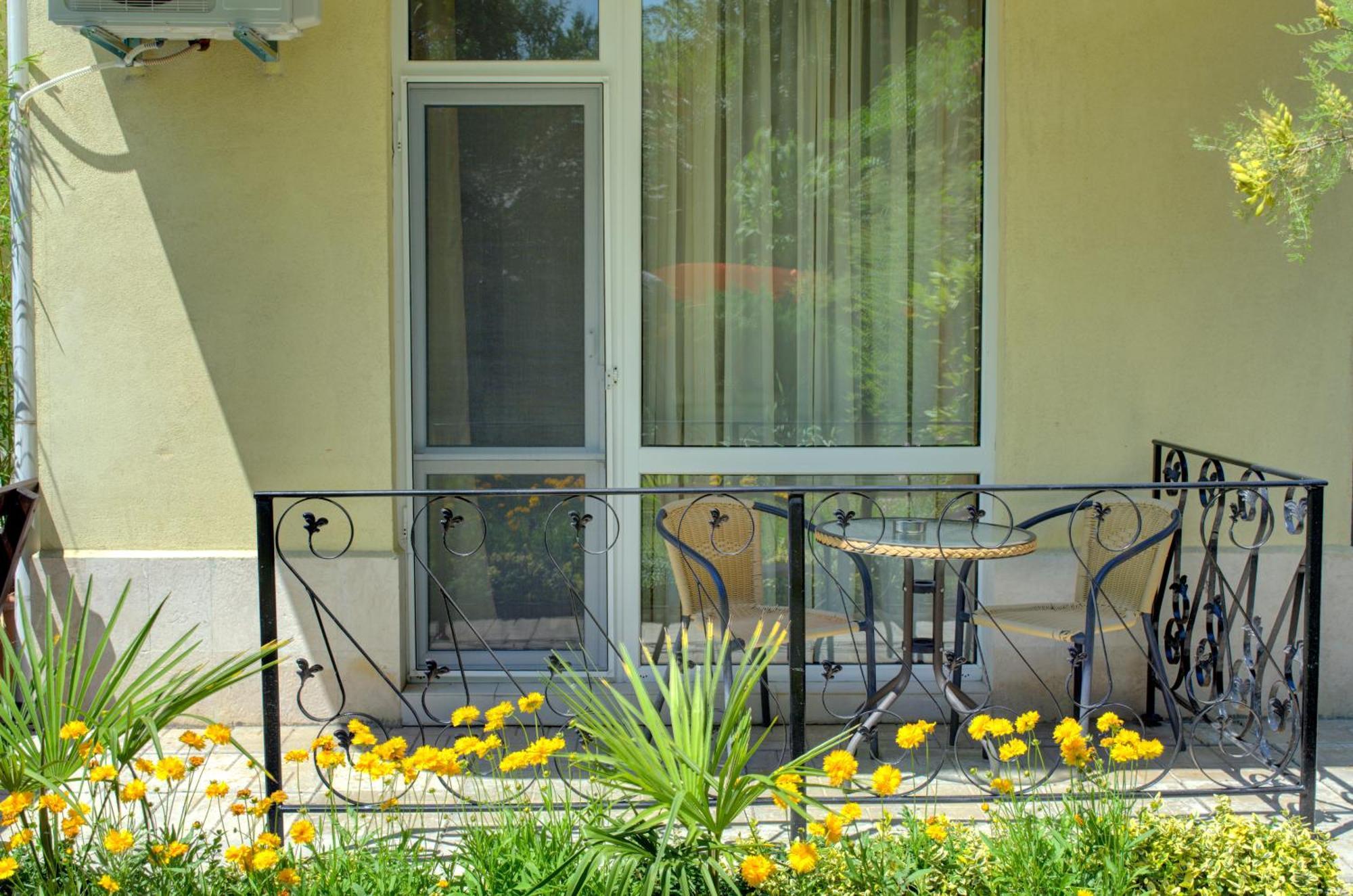 Hotel Feniks Lozenets Luaran gambar
